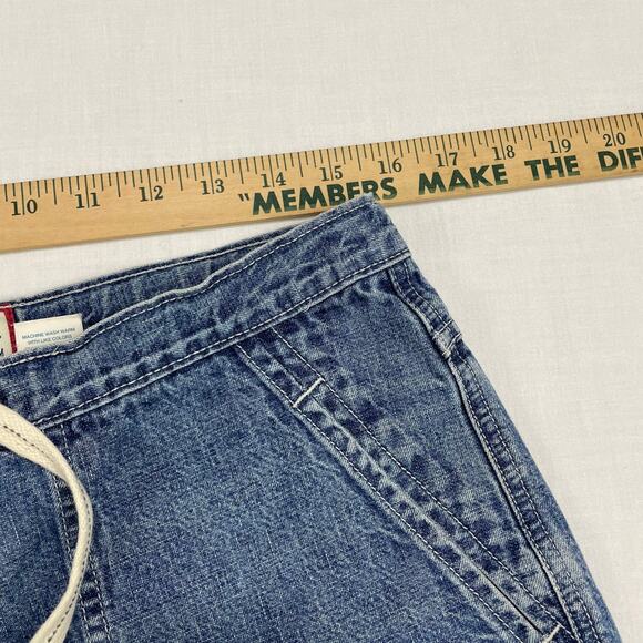 VTG Y2K Old Navy High Rise Mom Jean Shorts size 10 Utility Preppy 5" Inseam - Picture 7 of 7